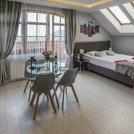 Apartamenty Hotelove Z Biokominkiem Na Skale *