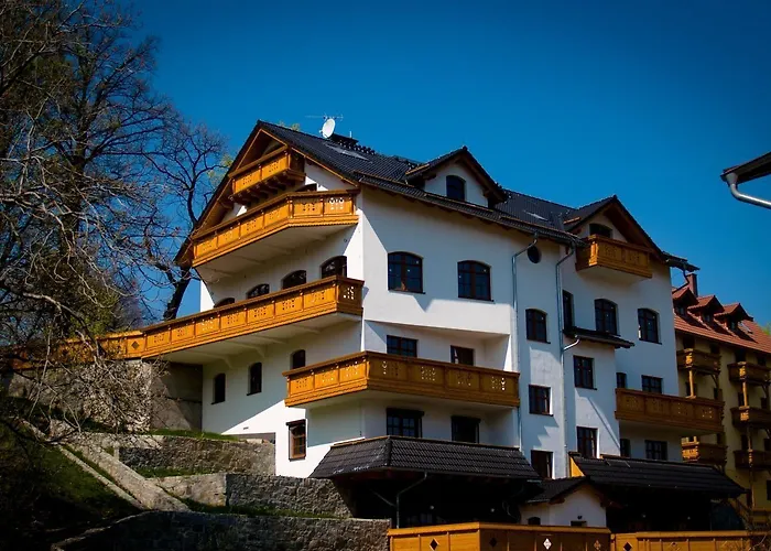 Hotelove Z Biokominkiem Na Skale 아파트 *