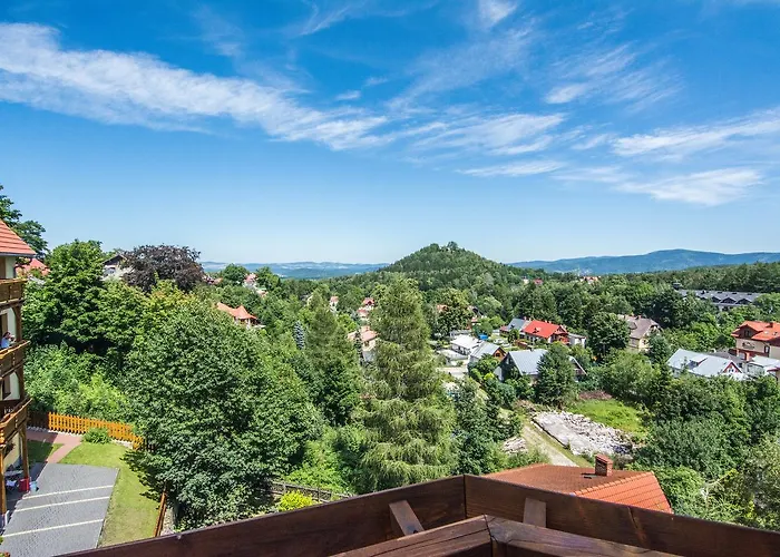 Hotelove Z Biokominkiem Na Skale 카르파츠