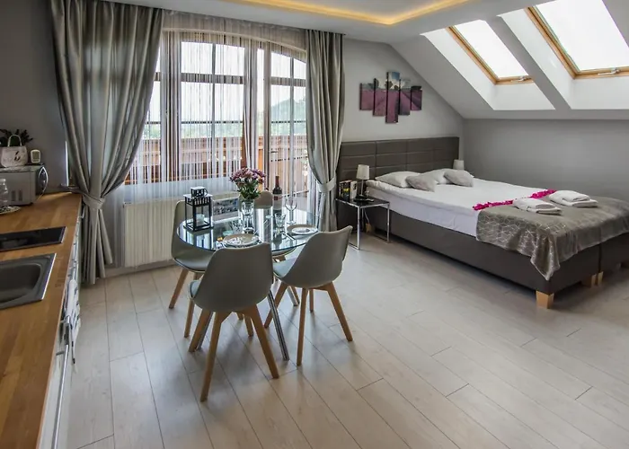 Hotelove Z Biokominkiem Na Skale *